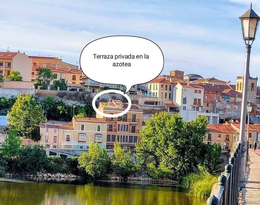 A Los Ojos Del Rio Duero Zamora Buitenkant foto