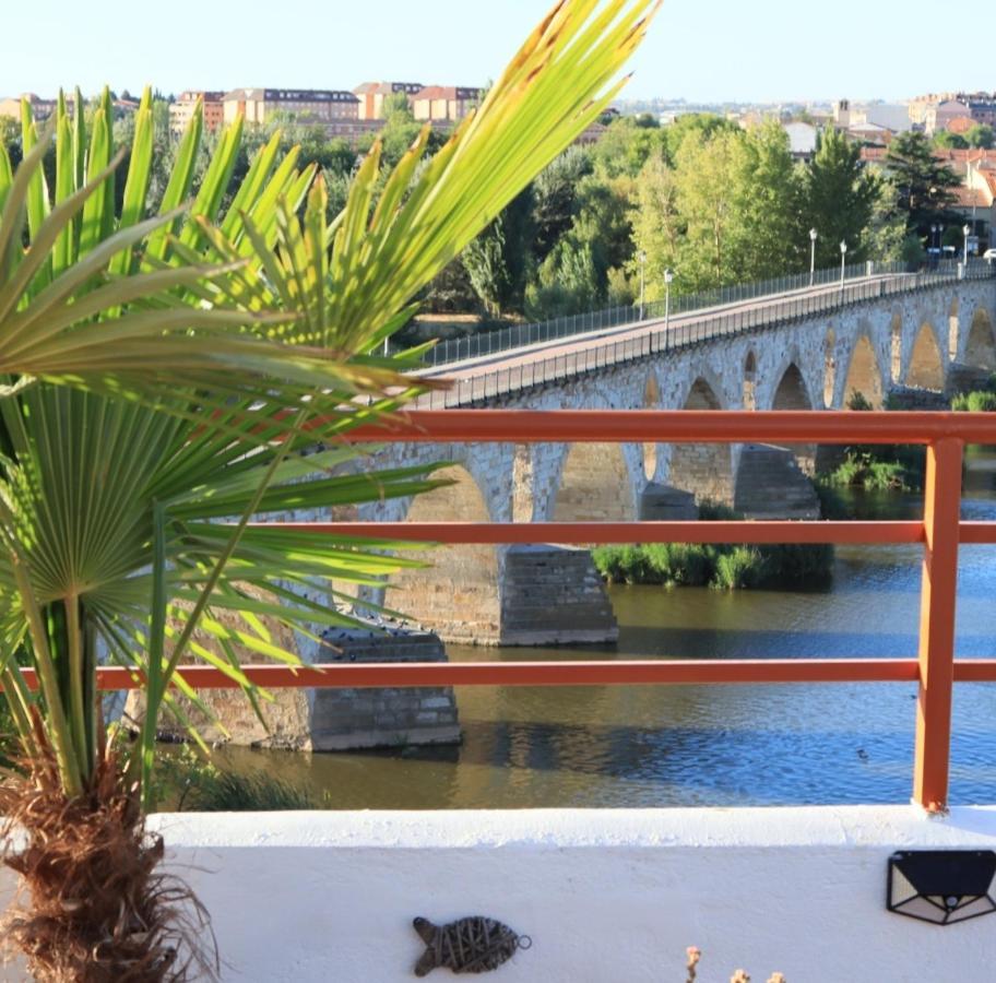 A Los Ojos Del Rio Duero Zamora Buitenkant foto