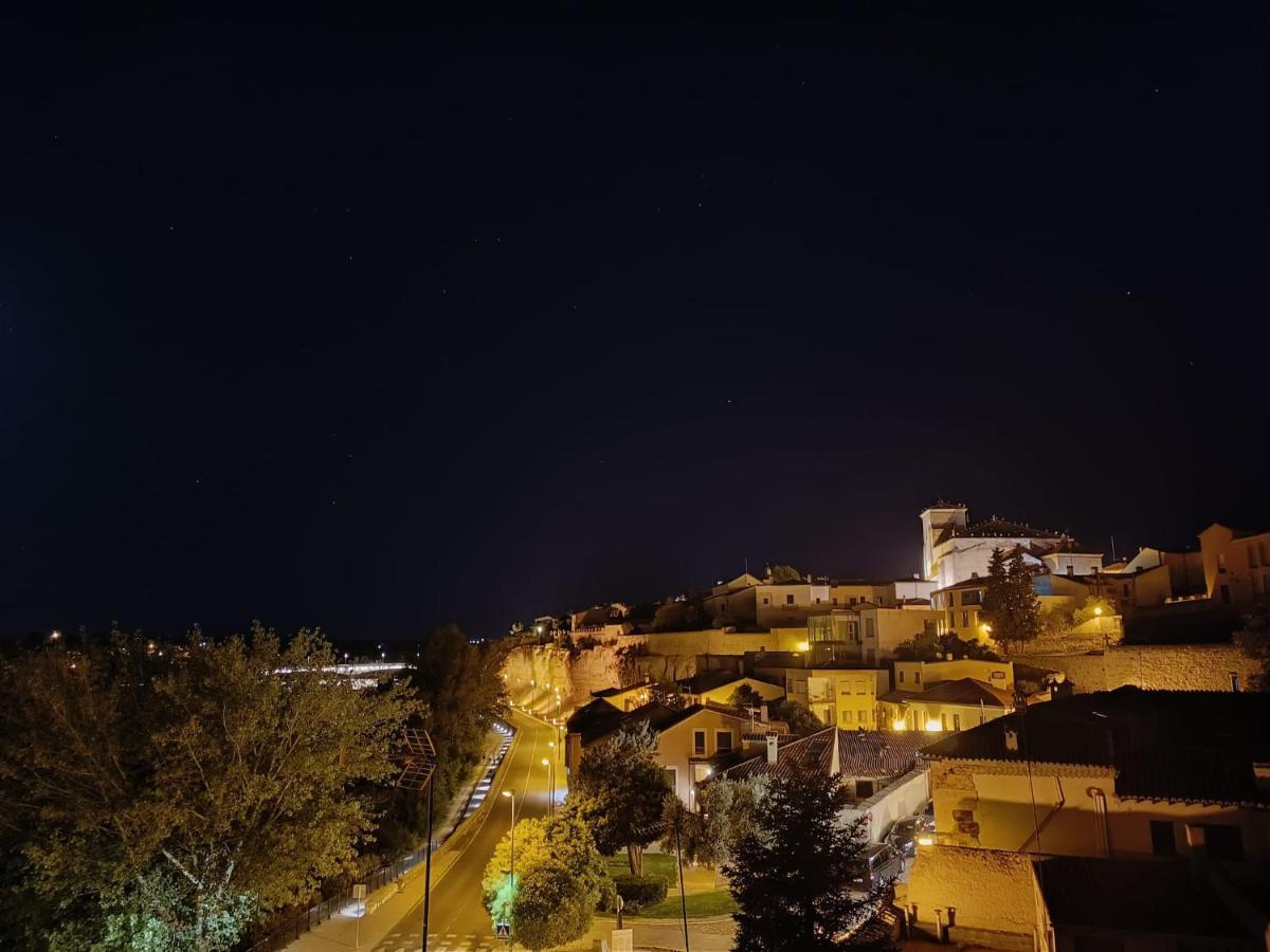 A Los Ojos Del Rio Duero Zamora Buitenkant foto