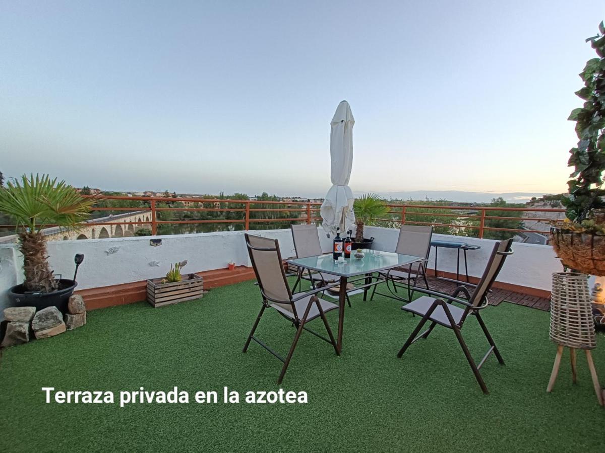 A Los Ojos Del Rio Duero Zamora Buitenkant foto